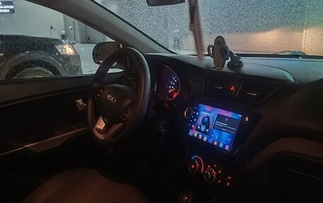 KIA Rio III рестайлинг, 2014 год, 850 000 рублей, 9 фотография