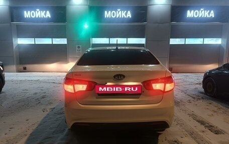 KIA Rio III рестайлинг, 2014 год, 850 000 рублей, 4 фотография