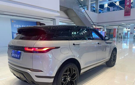 Land Rover Range Rover Evoque II, 2021 год, 4 600 000 рублей, 2 фотография