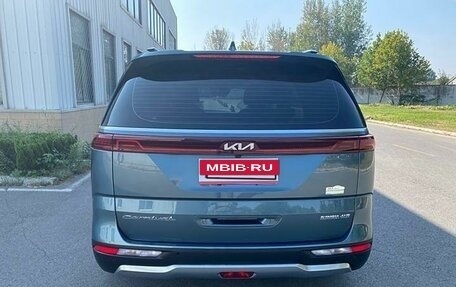 KIA Carnival, 2021 год, 4 300 000 рублей, 6 фотография