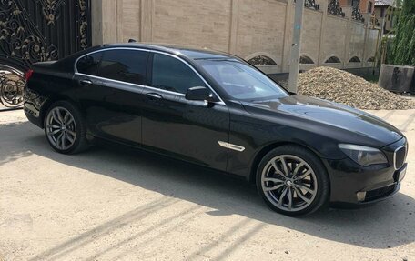 BMW 7 серия, 2010 год, 1 900 000 рублей, 5 фотография