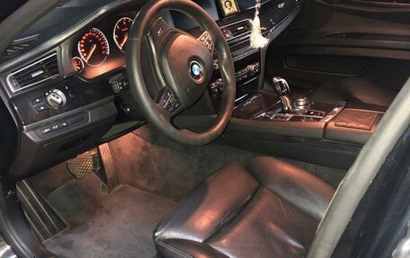 BMW 7 серия, 2010 год, 1 900 000 рублей, 10 фотография