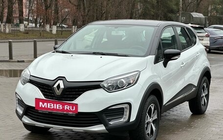 Renault Kaptur I рестайлинг, 2018 год, 1 549 900 рублей, 3 фотография