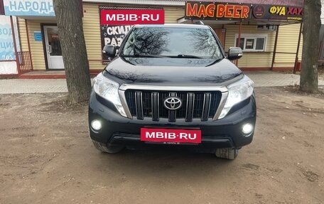 Toyota Land Cruiser Prado 150 рестайлинг 2, 2016 год, 3 699 000 рублей, 3 фотография