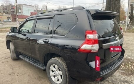 Toyota Land Cruiser Prado 150 рестайлинг 2, 2016 год, 3 699 000 рублей, 7 фотография