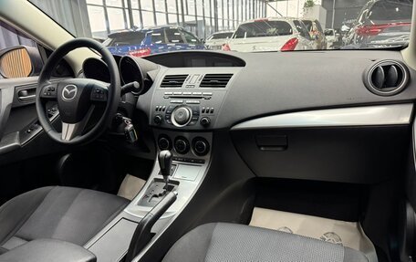 Mazda 3, 2011 год, 1 070 000 рублей, 18 фотография