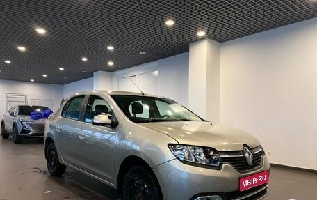 Renault Logan II, 2016 год, 910 000 рублей, 1 фотография