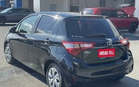 Toyota Vitz, 2017 год, 1 450 000 рублей, 7 фотография