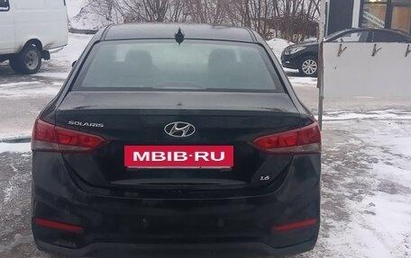 Hyundai Solaris II рестайлинг, 2018 год, 800 000 рублей, 2 фотография