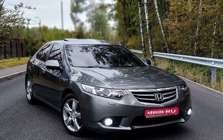 Honda Accord VIII рестайлинг, 2011 год, 1 325 000 рублей, 1 фотография