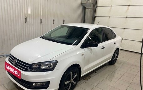 Volkswagen Polo VI (EU Market), 2018 год, 1 250 000 рублей, 2 фотография