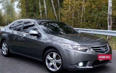 Honda Accord VIII рестайлинг, 2011 год, 1 325 000 рублей, 2 фотография