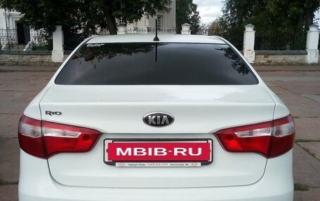 KIA Rio III рестайлинг, 2013 год, 950 000 рублей, 2 фотография