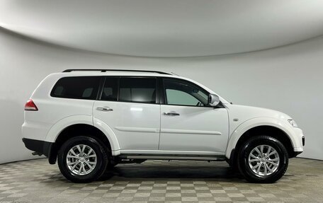 Mitsubishi Pajero Sport II рестайлинг, 2014 год, 2 399 000 рублей, 4 фотография