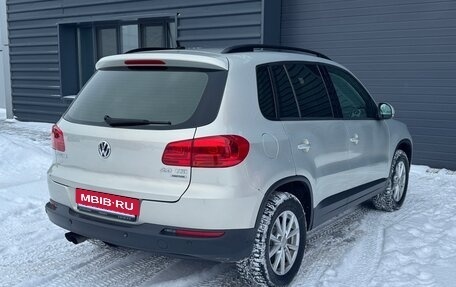 Volkswagen Tiguan I, 2011 год, 1 099 000 рублей, 5 фотография