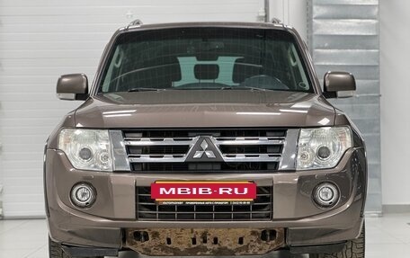 Mitsubishi Pajero IV, 2012 год, 2 185 000 рублей, 2 фотография