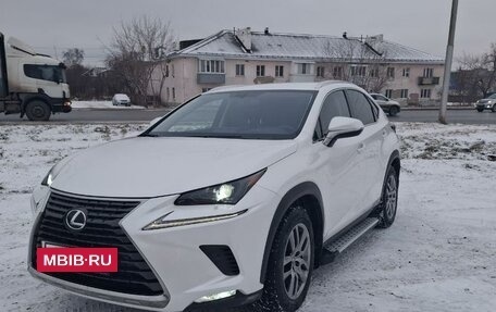 Lexus NX I, 2020 год, 5 000 000 рублей, 10 фотография