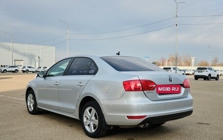 Volkswagen Jetta VI, 2013 год, 1 140 000 рублей, 6 фотография