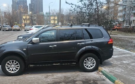 Mitsubishi Pajero Sport II рестайлинг, 2010 год, 1 700 000 рублей, 4 фотография