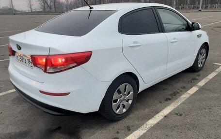 KIA Rio III рестайлинг, 2016 год, 900 000 рублей, 17 фотография