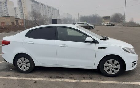 KIA Rio III рестайлинг, 2016 год, 900 000 рублей, 18 фотография