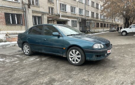 Toyota Avensis III рестайлинг, 1998 год, 430 000 рублей, 2 фотография