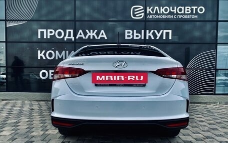 Hyundai Solaris II рестайлинг, 2022 год, 2 200 000 рублей, 5 фотография