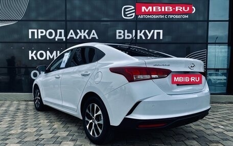 Hyundai Solaris II рестайлинг, 2022 год, 2 200 000 рублей, 4 фотография