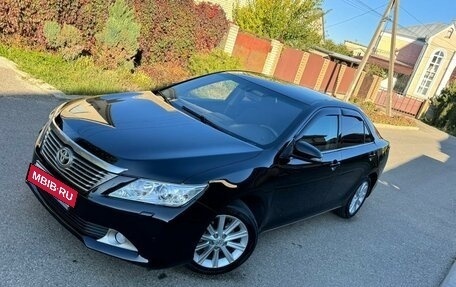 Toyota Camry, 2013 год, 1 680 000 рублей, 3 фотография