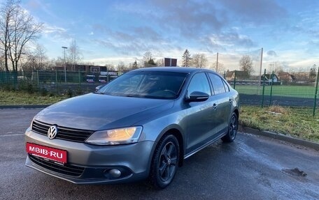 Volkswagen Jetta VI, 2014 год, 930 000 рублей, 3 фотография