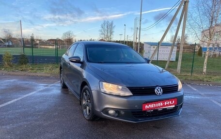 Volkswagen Jetta VI, 2014 год, 930 000 рублей, 8 фотография