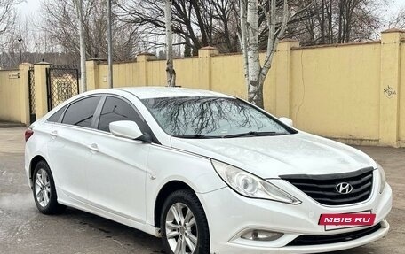 Hyundai Sonata VI, 2011 год, 950 000 рублей, 2 фотография