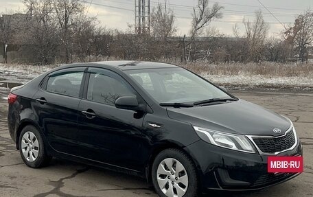 KIA Rio III рестайлинг, 2011 год, 830 000 рублей, 3 фотография