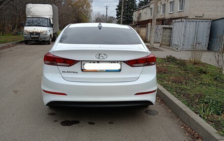 Hyundai Elantra VI рестайлинг, 2017 год, 1 650 000 рублей, 7 фотография