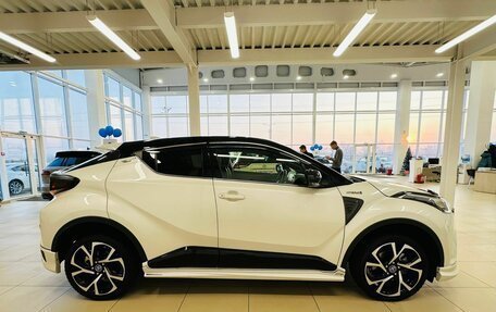 Toyota C-HR I рестайлинг, 2017 год, 2 449 000 рублей, 7 фотография