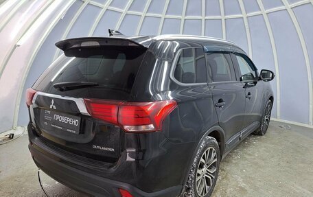 Mitsubishi Outlander III рестайлинг 3, 2018 год, 2 485 600 рублей, 6 фотография