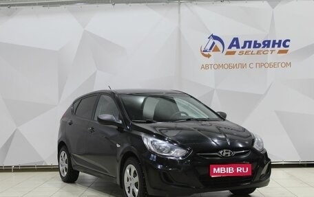 Hyundai Solaris II рестайлинг, 2012 год, 820 000 рублей, 1 фотография