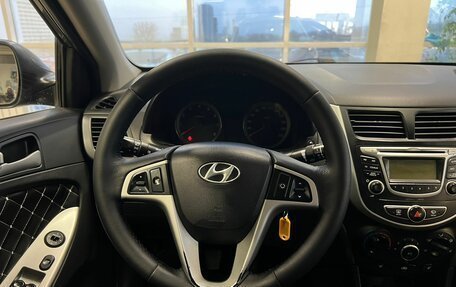 Hyundai Solaris II рестайлинг, 2014 год, 950 000 рублей, 7 фотография