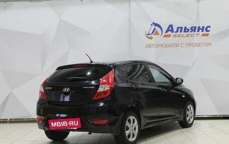 Hyundai Solaris II рестайлинг, 2012 год, 820 000 рублей, 3 фотография