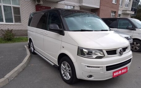 Volkswagen Caravelle T5, 2012 год, 2 200 000 рублей, 1 фотография