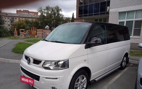 Volkswagen Caravelle T5, 2012 год, 2 200 000 рублей, 4 фотография