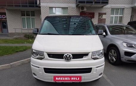 Volkswagen Caravelle T5, 2012 год, 2 200 000 рублей, 5 фотография