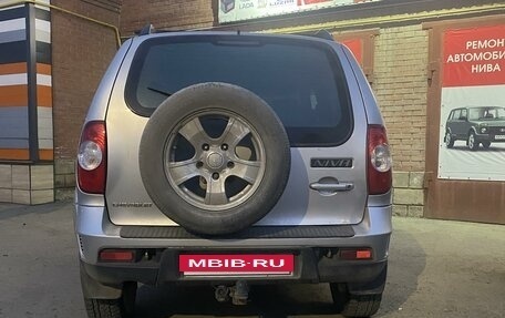 Chevrolet Niva I рестайлинг, 2010 год, 550 000 рублей, 2 фотография