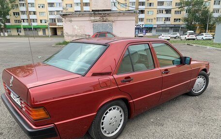 Mercedes-Benz 190 (W201), 1992 год, 1 050 000 рублей, 5 фотография