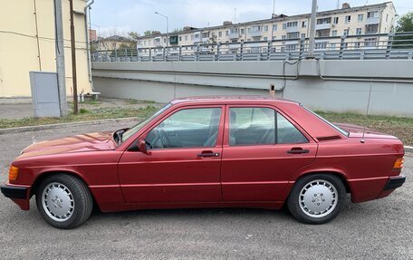 Mercedes-Benz 190 (W201), 1992 год, 1 050 000 рублей, 2 фотография