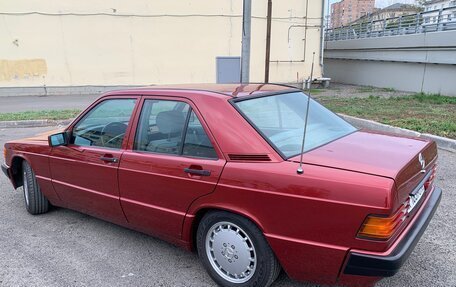 Mercedes-Benz 190 (W201), 1992 год, 1 050 000 рублей, 3 фотография