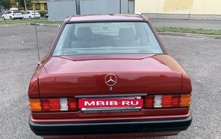 Mercedes-Benz 190 (W201), 1992 год, 1 050 000 рублей, 4 фотография