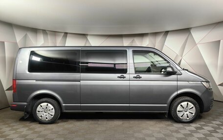 Volkswagen Caravelle T6 рестайлинг, 2021 год, 4 198 000 рублей, 6 фотография