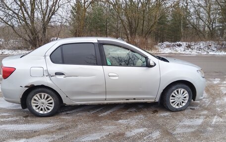 Renault Logan II, 2014 год, 450 000 рублей, 2 фотография