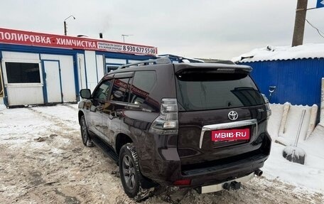 Toyota Land Cruiser Prado 150 рестайлинг 2, 2010 год, 3 499 999 рублей, 11 фотография